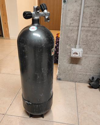 Bombola sub