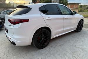 Alfa Romeo Stelvio 2.2 Turbodiesel 210 CV AT8 Q4 V