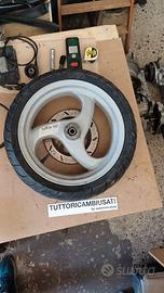 cerchio anteriore con disco piaggio nrg mc2 mc3