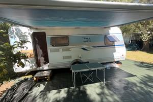 Tenda avvolgib. 4 mt. per 2.5 per caravan o camper