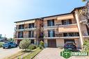 3-locali-con-giardino-e-box