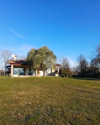 VILLA SINGOLA A CERVARESE SANTA CROCE