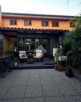 VILLA A SCHIERA A TREVIGNANO ROMANO