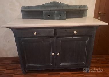 Credenza