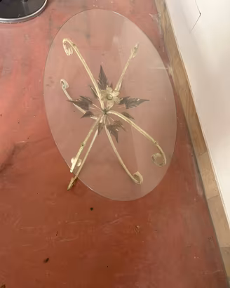 Tavolino da salotto cin vetro ovale