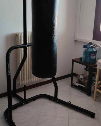 sacco da box e supporto 