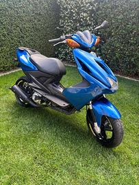 Yamaha aerox 50