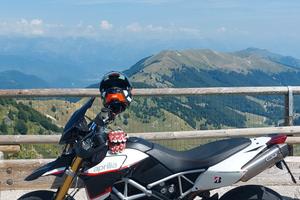 Aprilia Dorsoduro 1200 MY12
