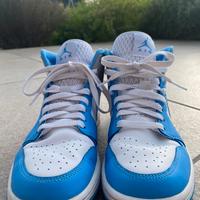 Nike Air Jordan 1 mid University  bleu grey