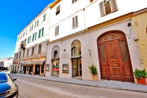 Locale in Via Cagliari