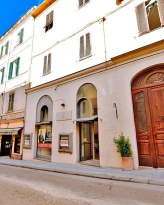 Locale in Via Cagliari