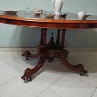 Tavolo tondo francese