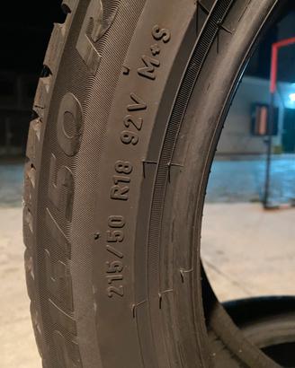Pneumatici INVERNALI Pirelli 215/50 R18 92V
