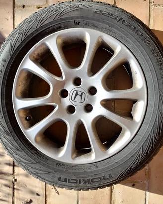 Cerchi 18" Honda CR-V con pneumatici invernali