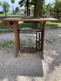 Mobile necchi