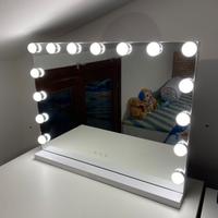 Specchio trucco con luci