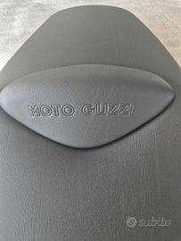 Sella standard Moto Guzzi V85TT