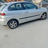 SEAT IBIZA 1.4 benzina e GPL