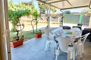 Villino indipendente immerso nel verde