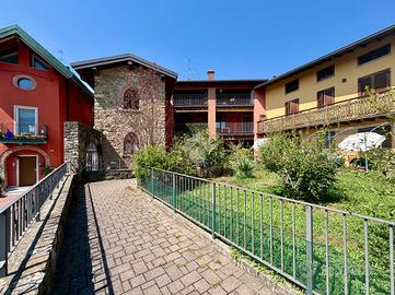 3 LOCALI A CARVICO