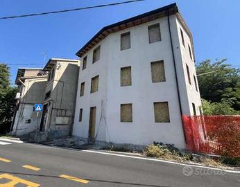 Porzione di casa a Bologna (BO)