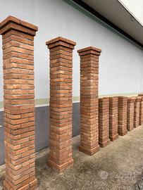colonne veri mattoni vuote