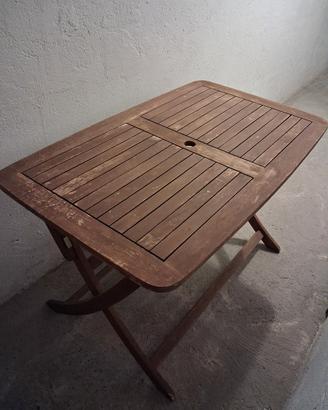 Tavolo pieghevole in legno