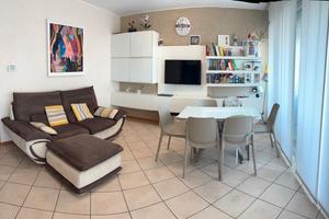 Trilocale con 2 bagni