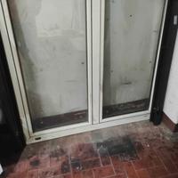 Finestra in alluminio nuova