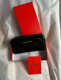 Nuovo portafoglio Valentino nero