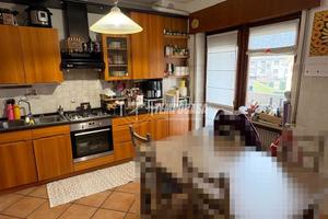 AMPIO 4 LOCALI CON 3 CAMERE, GARAGE E ORTO