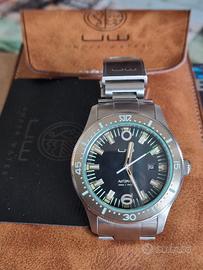 Whale diver limited edition