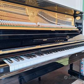 Pianoforte verticale Yamaha YUS usato