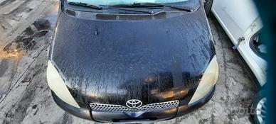 TOYOTA YARIS 2001 - COFANO ANTERIORE