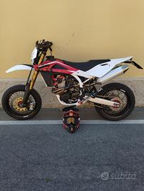 Husqvarna SMR450 motard