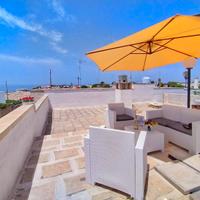 Terrazza sulla spiaggetta di mancaversa centro 6p