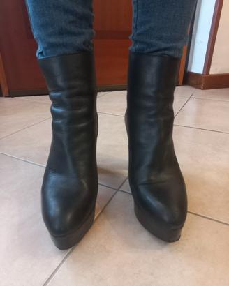 Stivaletti Zara Basic neri n.40