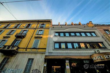 MONOLOCALE A MILANO