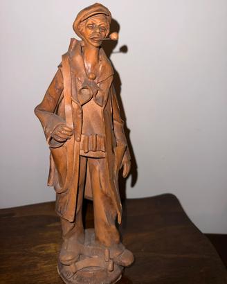 Statuina vintage in terracotta intagliato a mano