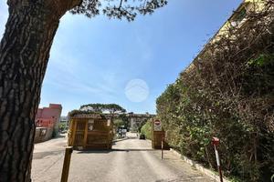 5 LOCALI A NAPOLI
