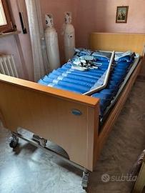 Letto ospedaliero elettrico