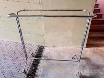 Stand/Stender appendiabiti robusti con ruote