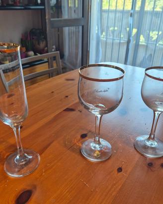 Set 30 calici placcati oro 24 carati con 2 caraffe