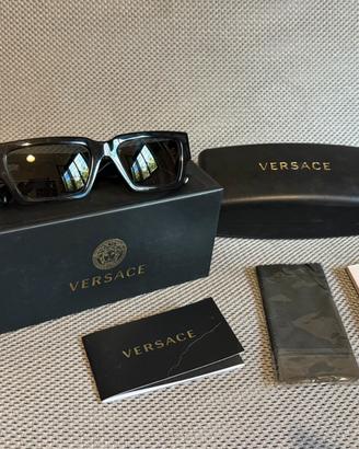 Occhiali da sole Versace