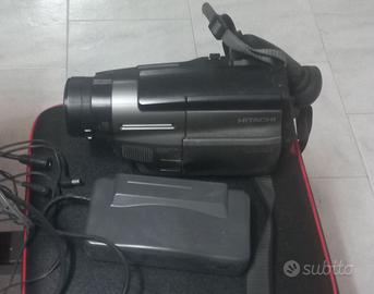 Videocamera anni 90 Hitachi VM e 535 Le