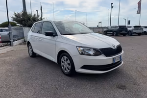 SKODA Fabia 1.0 MPI 75 CV Design Edition