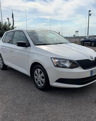 SKODA Fabia 1.0 MPI 75 CV Design Edition