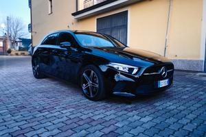 MERCEDES A 180 D SPORT AUTOMATICA 