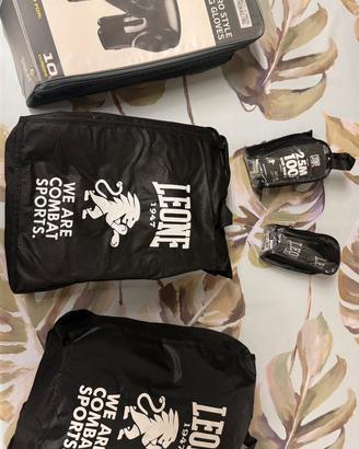 Set kick boxing (guantoni e protezioni) SPORT