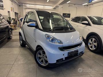 Smart ForTwo 1000 52 kW MHD coupé pure NEOPATENTAT